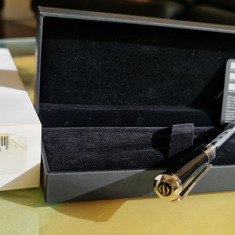 Liberte S. T. Dupont ball pen